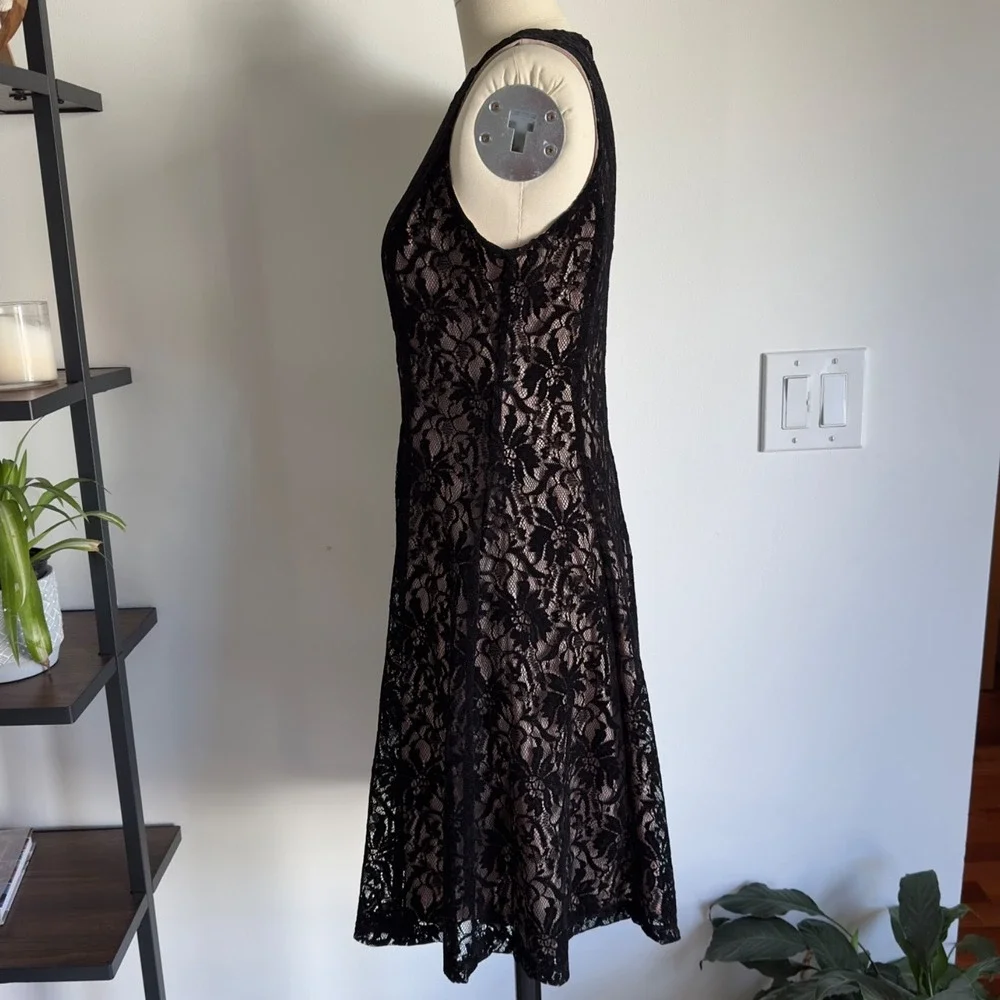 Maggie London Black Lace Fit & Flare‎ Lined Dress-Women's Size 4-Cocktail Dress